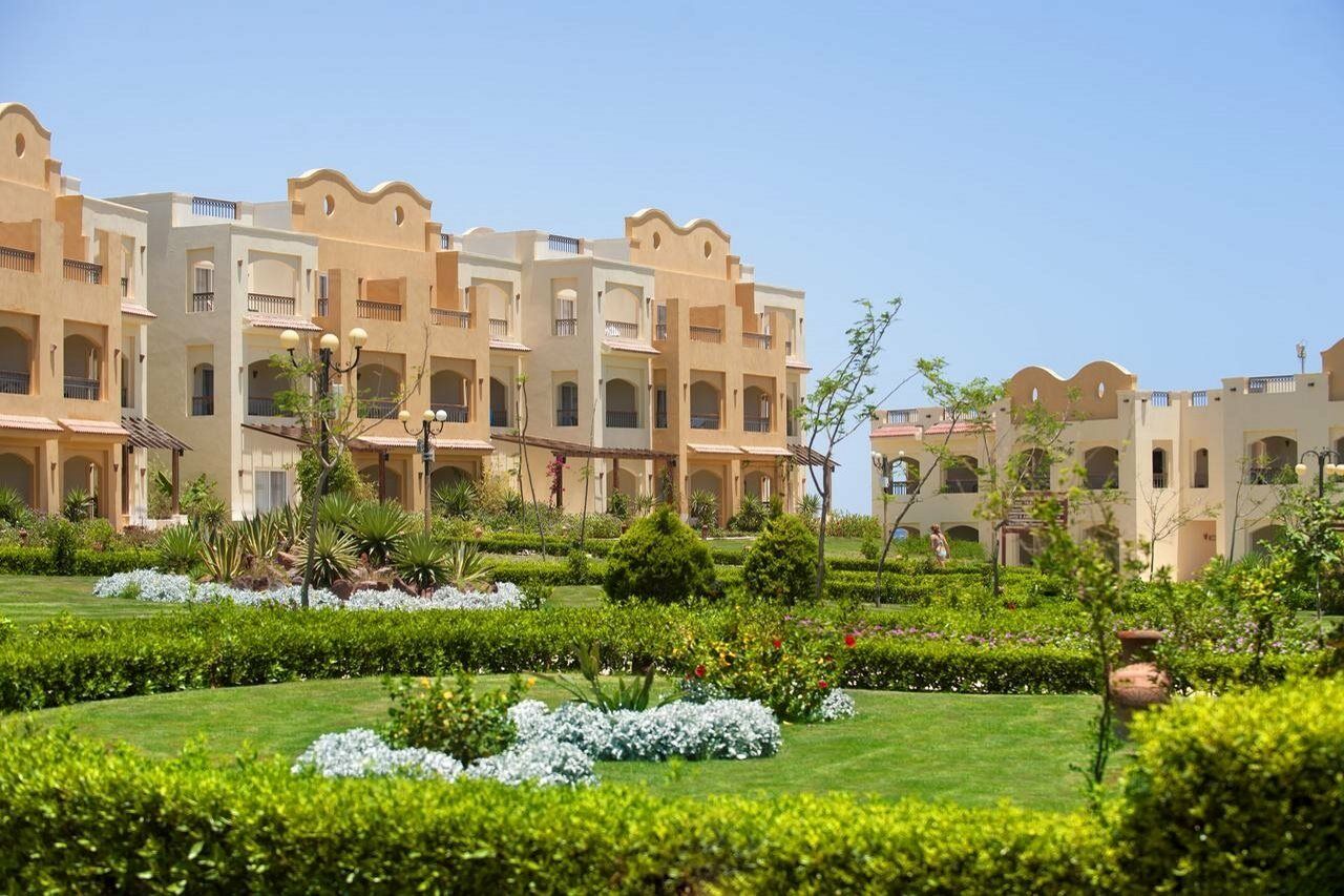 Concorde Moreen Beach Resort Abu Dabab Exterior photo